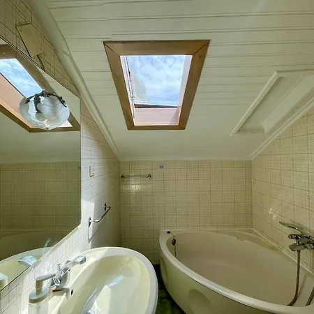 Maria Shared In Maison d'hôtes Lisboa